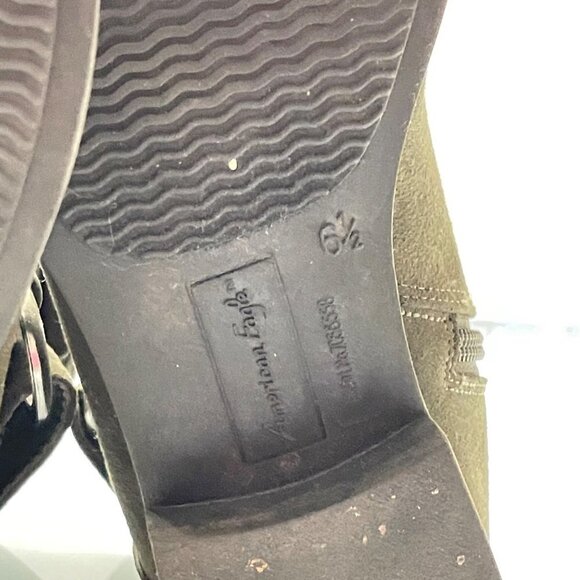 American Eagle Women's Green Faux Suede Embellished Buckle Slouchy Booties 6.5 - Picture 8 of 10